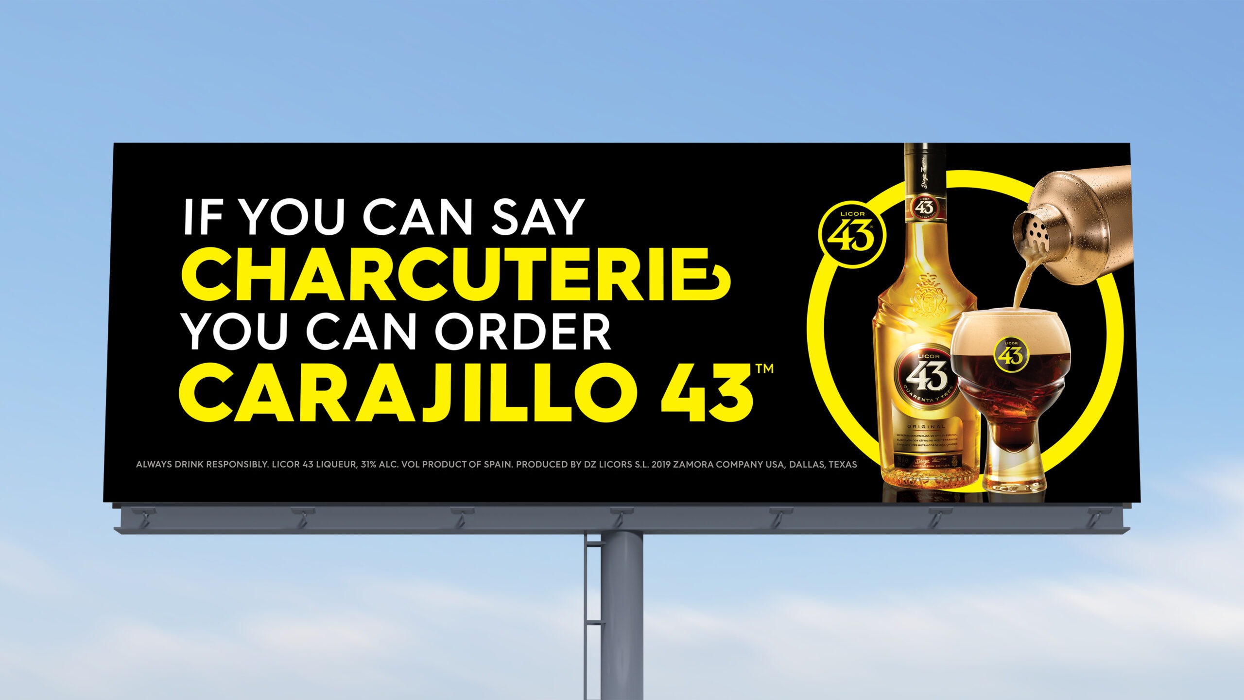 Licor 43 billboard mockup
